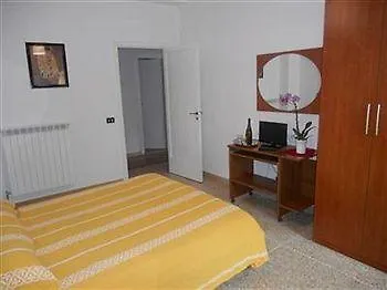 Bed & Breakfast Scalini Di Trastevere 2*
