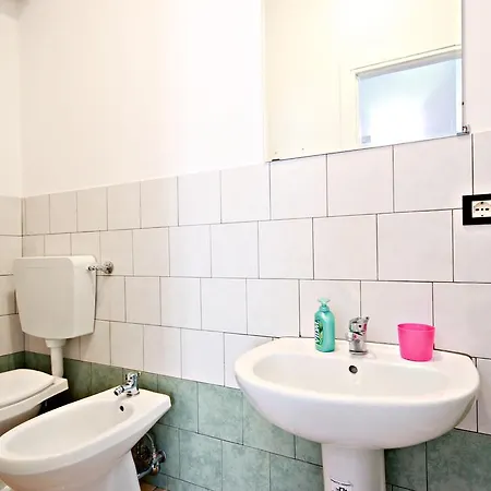 Scalini Di Trastevere 2*