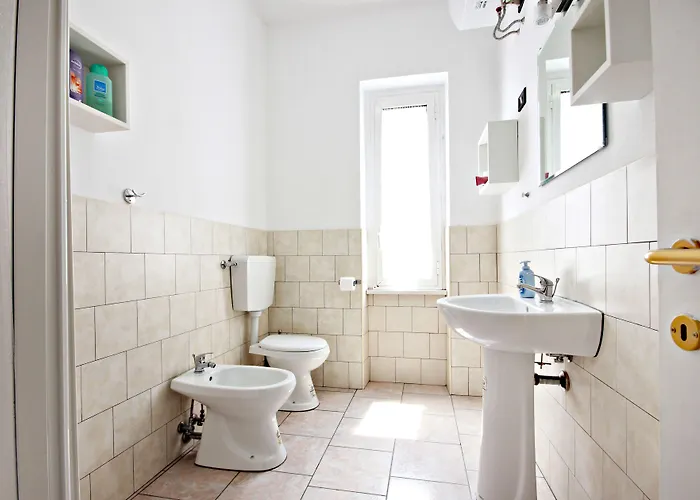 Scalini Di Trastevere 2*