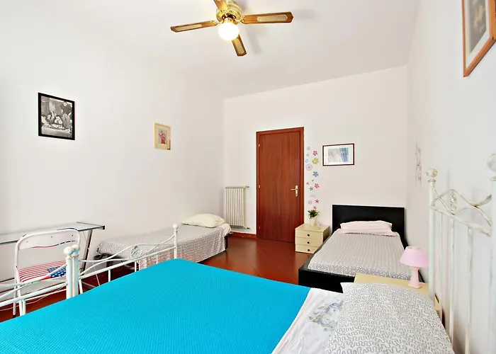 Scalini Di Trastevere 2*