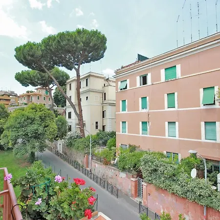 Scalini Di Trastevere Bed & Breakfast Rome